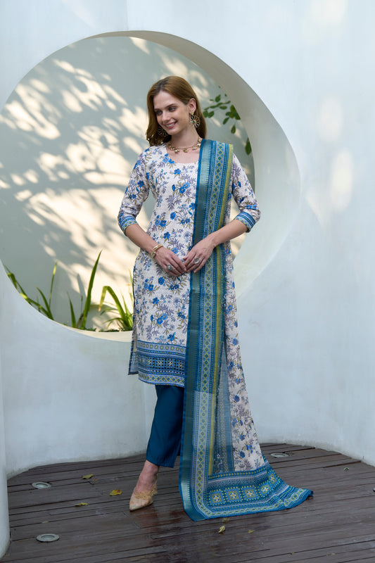 beautifully designed kurta set that seamlessly combines tradition with modern elegance.