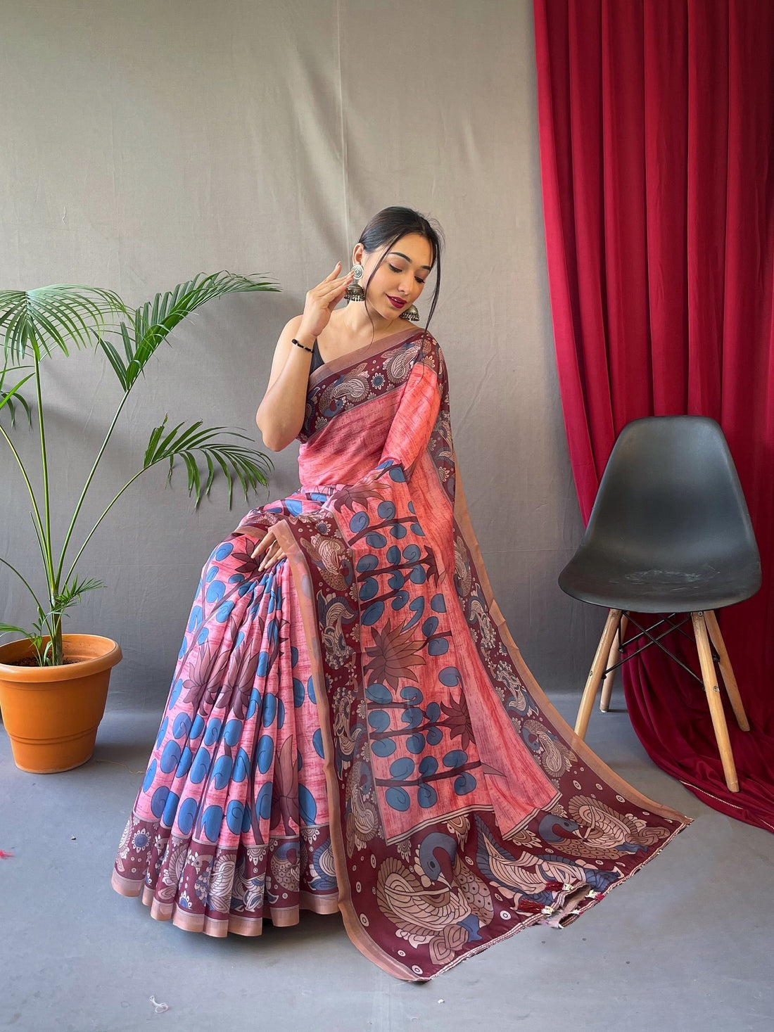 Wonderful Pink Color Color Pure Cotton Lilen With Digital Printed Designer Saree