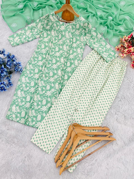 Fabulous Reyon Teal Green Color Salwar Suit