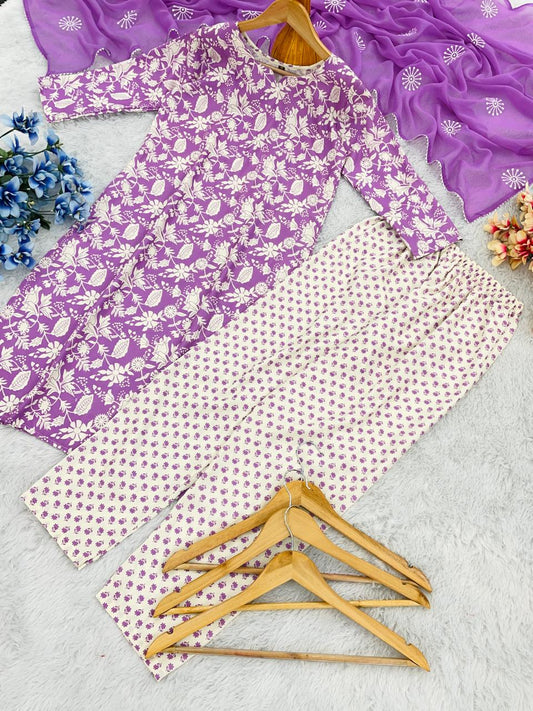 Fabulous Reyon Purple Color Salwar Suit