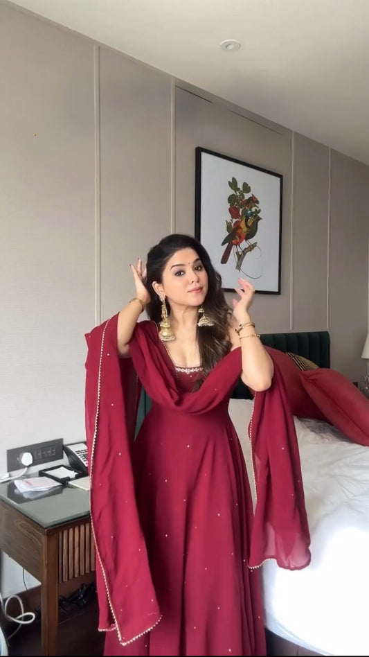 Gorgeous Georgette Diamond Red Color Gown