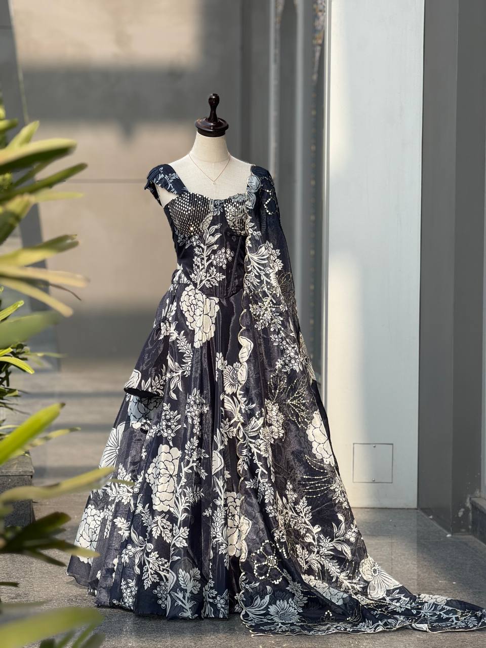 Trendy Corset Pattern Organza Lehenga Set With Designer Batwa