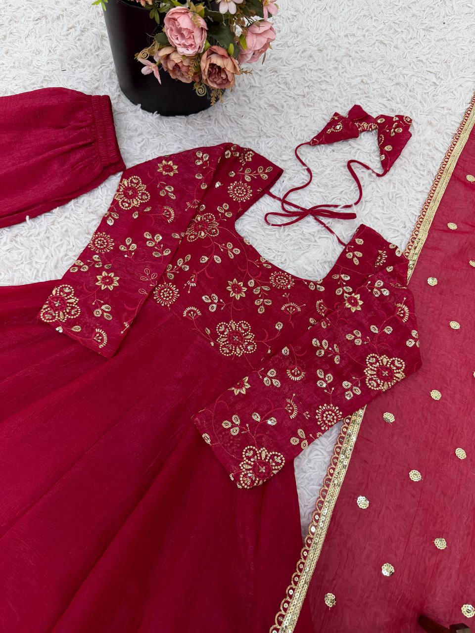 Ati Chauhan Wear Red Color Lace Border With Fully Flared Design Anarkali Gown
