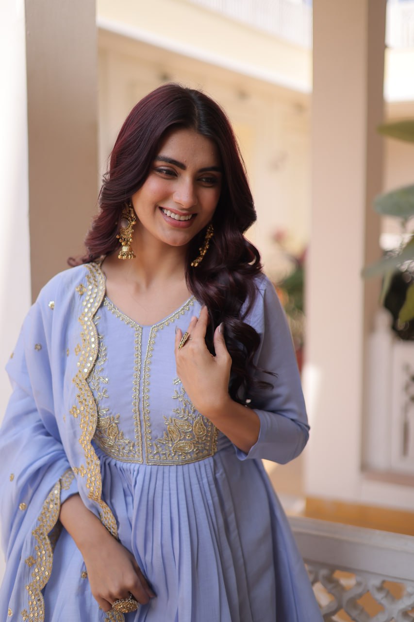 Fashionable Purple Color Heavy Embroidered Work Designer Gown