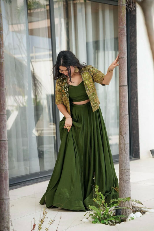 Graceful Mono Silk Green Color Lehenga Choli With Koti