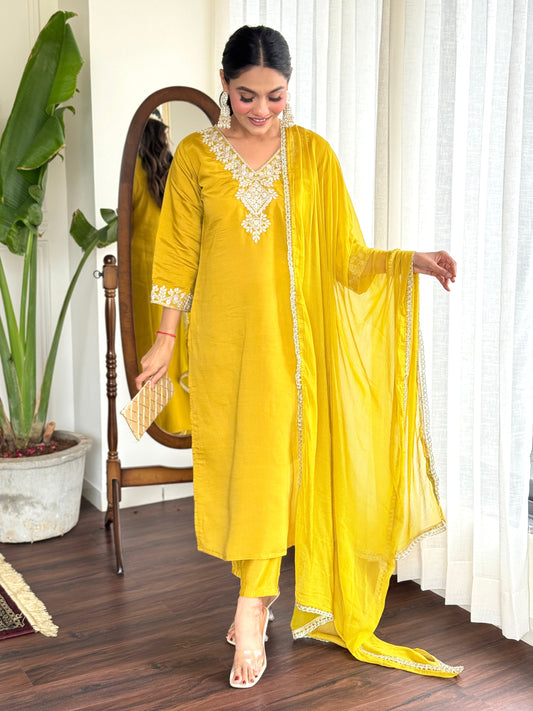 Beautifully designed that seamlessly combines tradition kurta set