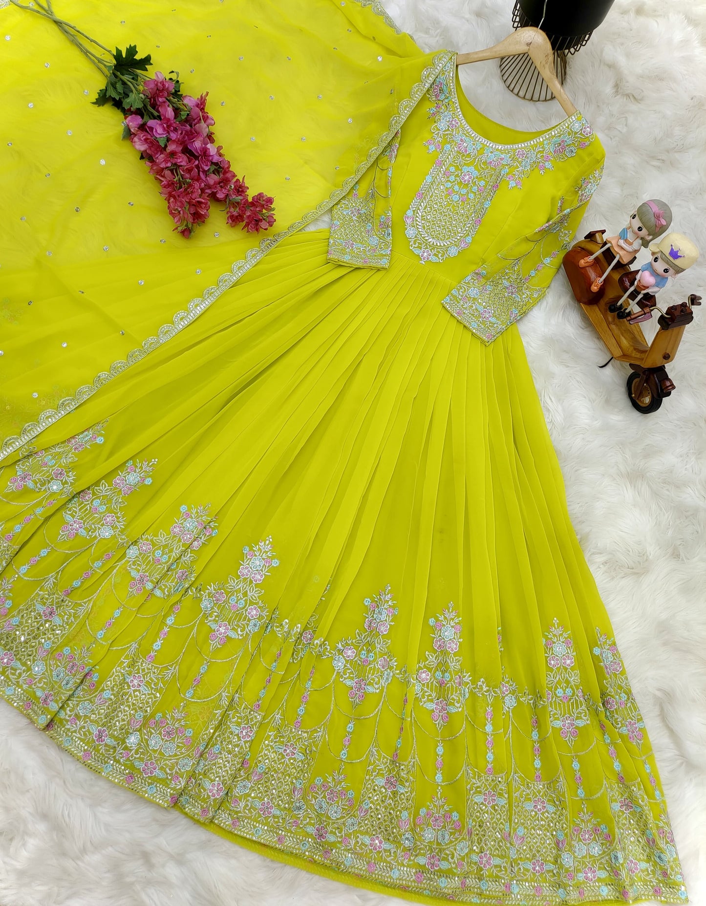 Outstanding Sequence Embroidery Perrot Color Gown