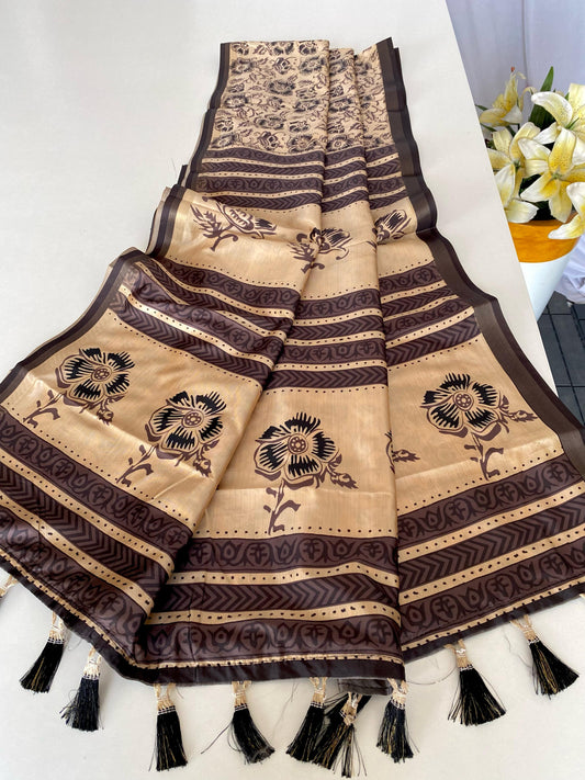 Adorable Dolla Viscose Cream Color Saree