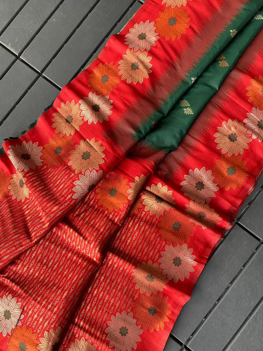 Lovely Floral Zari Weaving Border Green Color Silk Saree