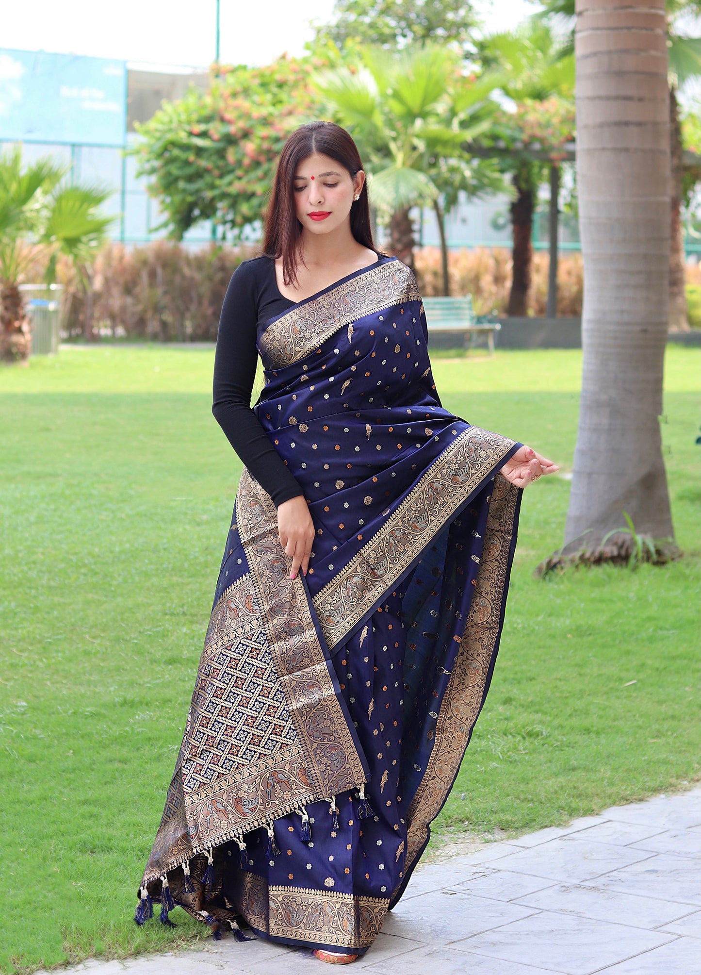Copper And Golden Zari Border Navy Blue Color Saree