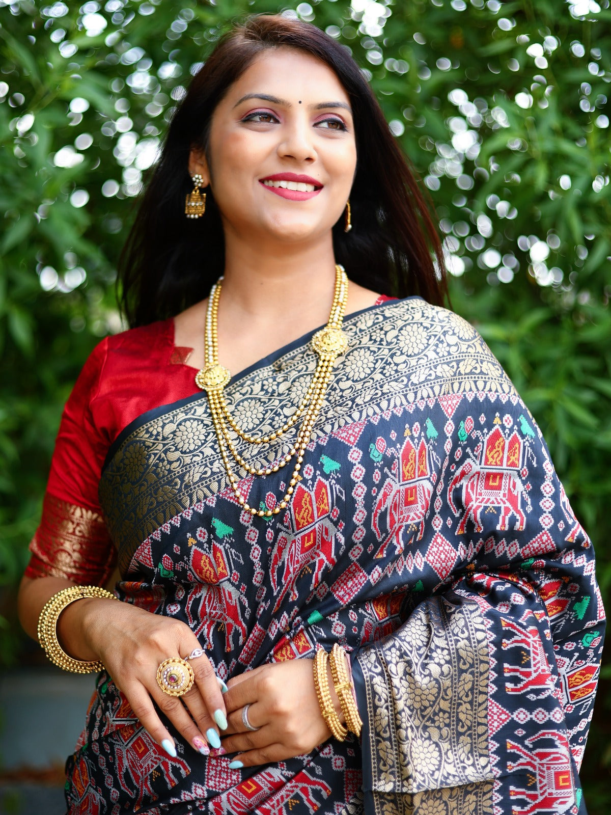 Patola Weaving Rich Pallu And Border Navy Blue Color Saree
