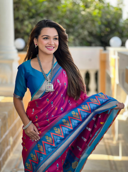 Pink Color Patola Weaving Border Silk Saree