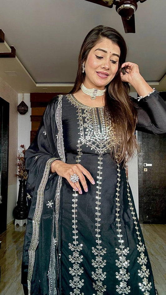Eyes Catching Cinon Silk Black Color Salwar Suit