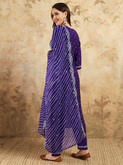 Beautifully designed that seamlessly combines tradition kurta set