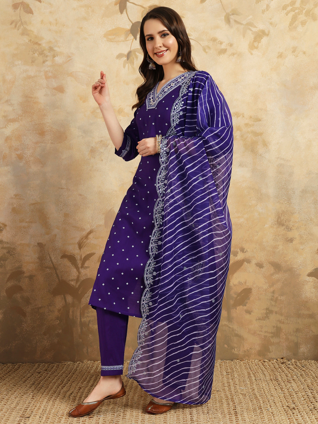 Beautifully designed that seamlessly combines tradition kurta set