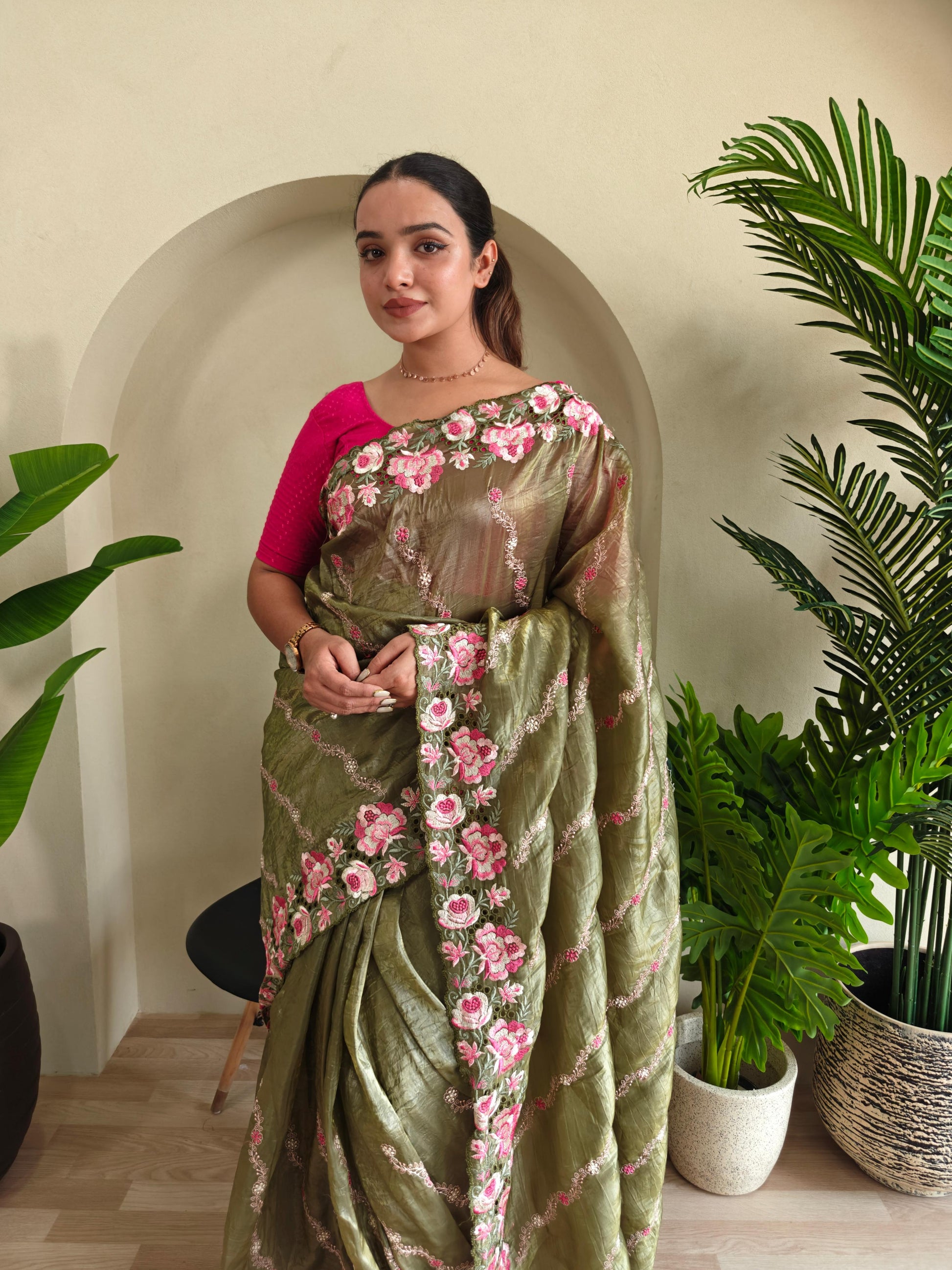 Delightful Crush Silk Mehndi Color Saree