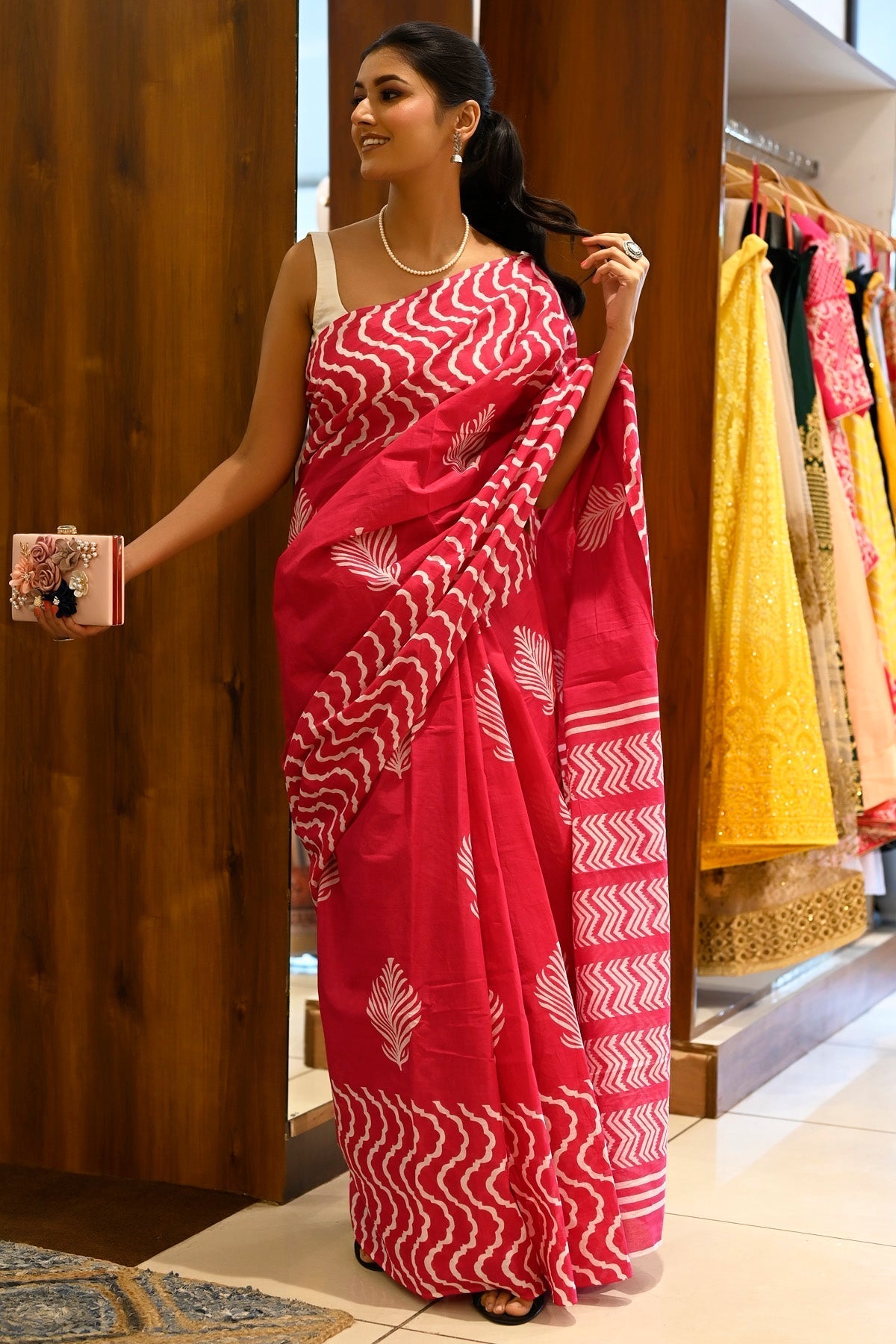 Trendy Red Color Pure Cotton Lilen With Digital Printed Designer Saree