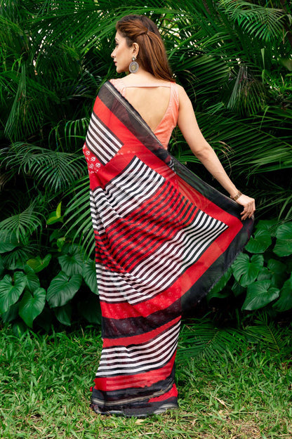 Attractive Black And Red Color Pure Cotton Lilen With Digital Printed Designer Saree