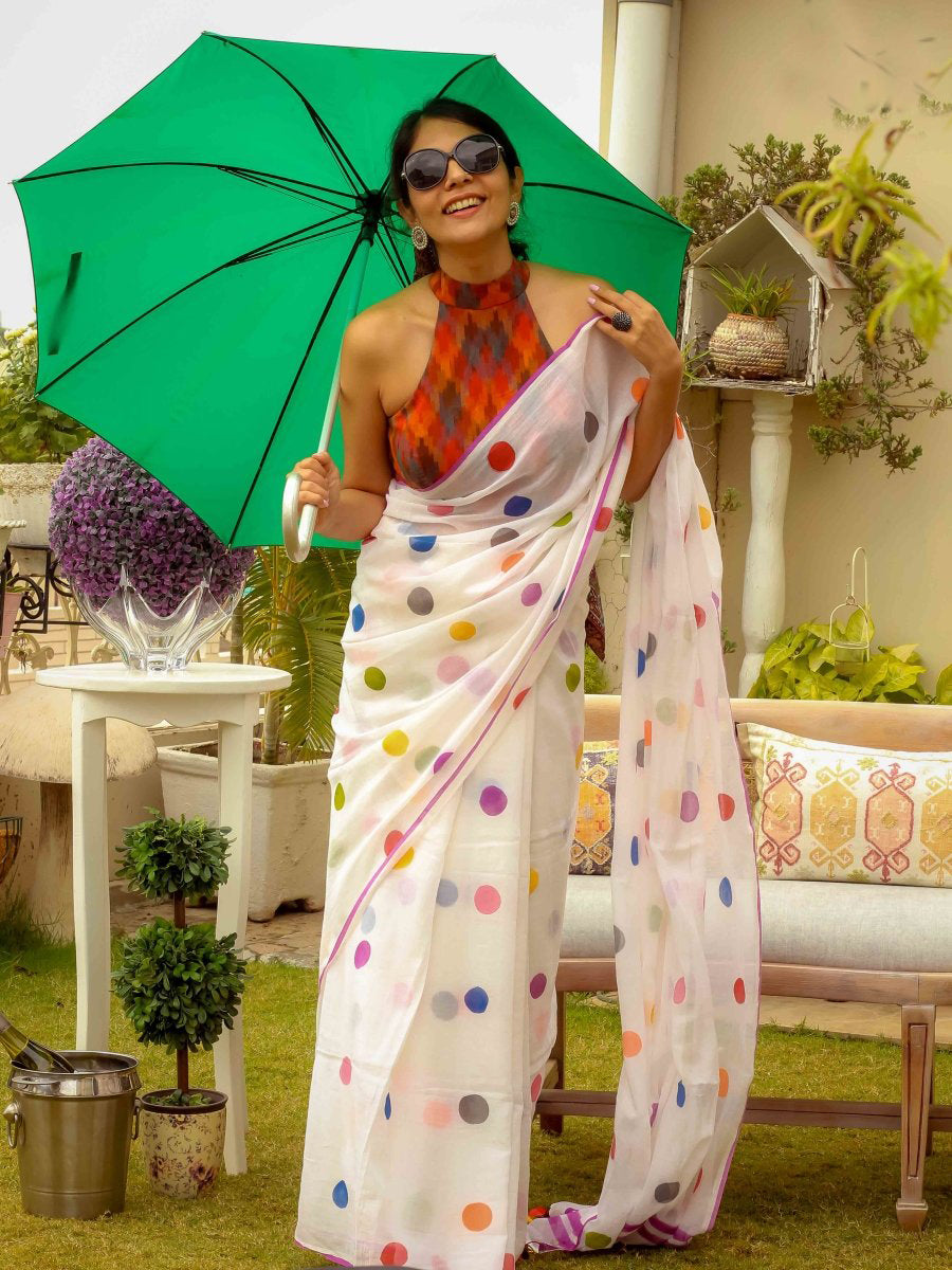 Luxuriant White Color Pure Cotton Lilen With Digital Printed Designer Saree