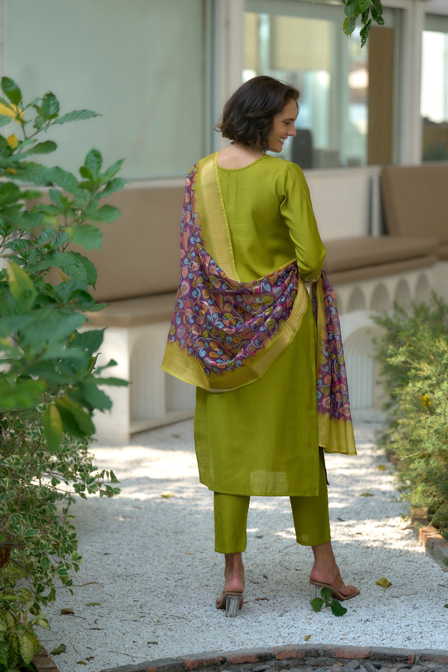 Elevate your ethnic wardrobe with this beautifully designed kurta set