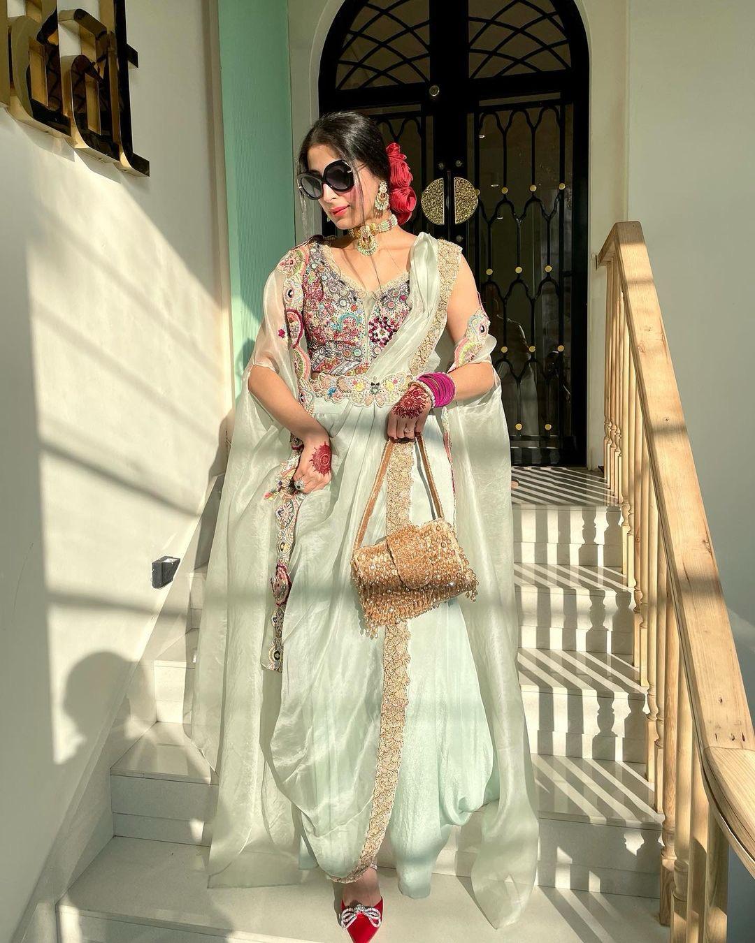 Unique Georgette Pista Color Palazzo Suit With Koti