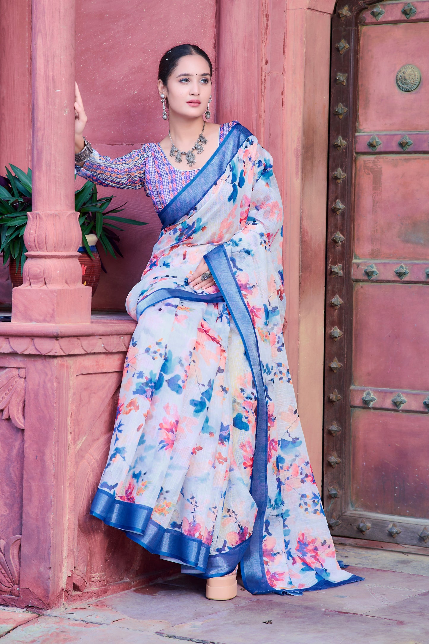 Fabulous Blue And White Color Color Pure Cotton Lilen With Digital Printed Designer Saree