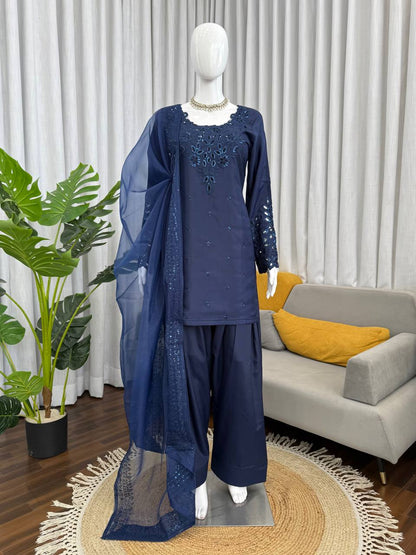 Hania Amir Wear Navy Blue Color Natural Crepe Farshi Salwar Suit