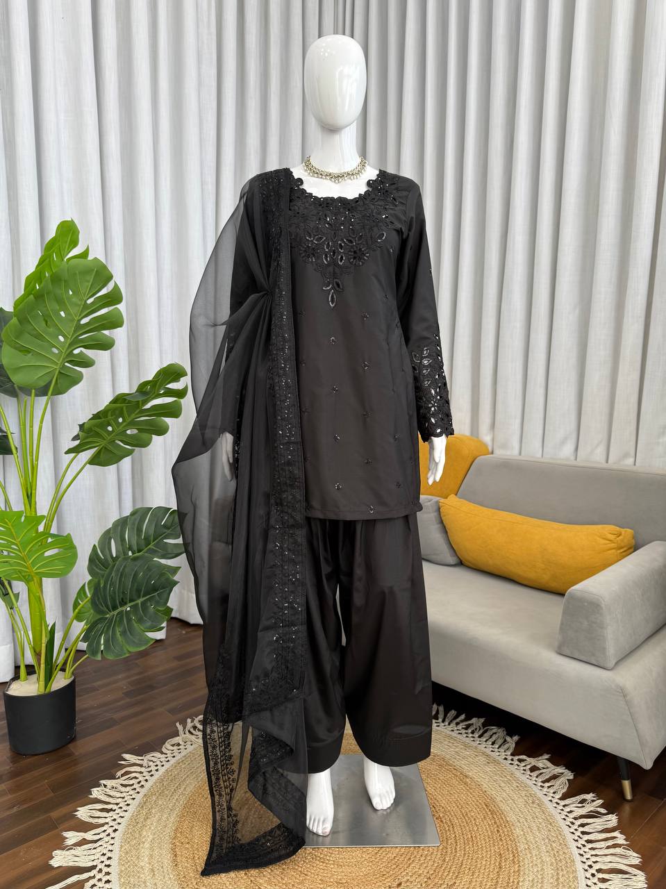Hania Amir Wear Back Color Natural Crepe Farshi Salwar Suit