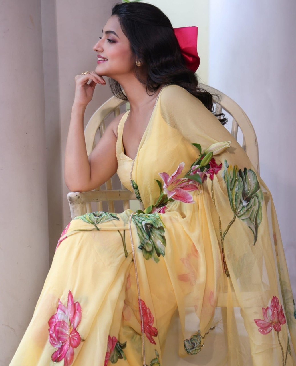 Ravishing Yellow Color Chiffon Silk Saree With Blouse