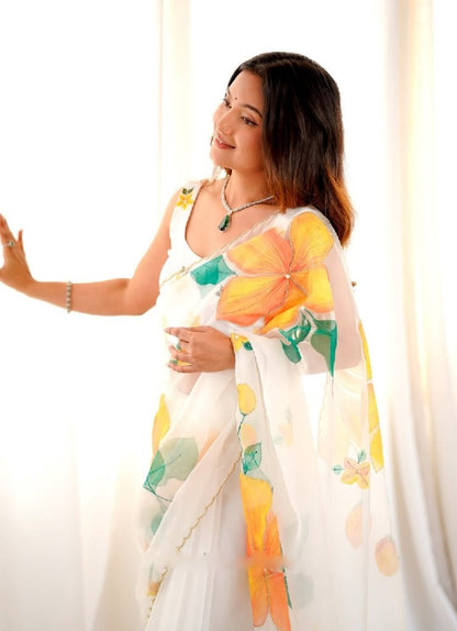 Arti Chauhan Wear White Color Embroidered Saree With Blouse