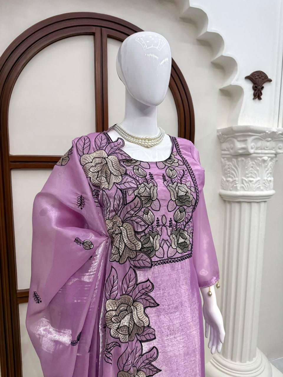 Wedding Wear Pink Color Thread Work Salwar Suit