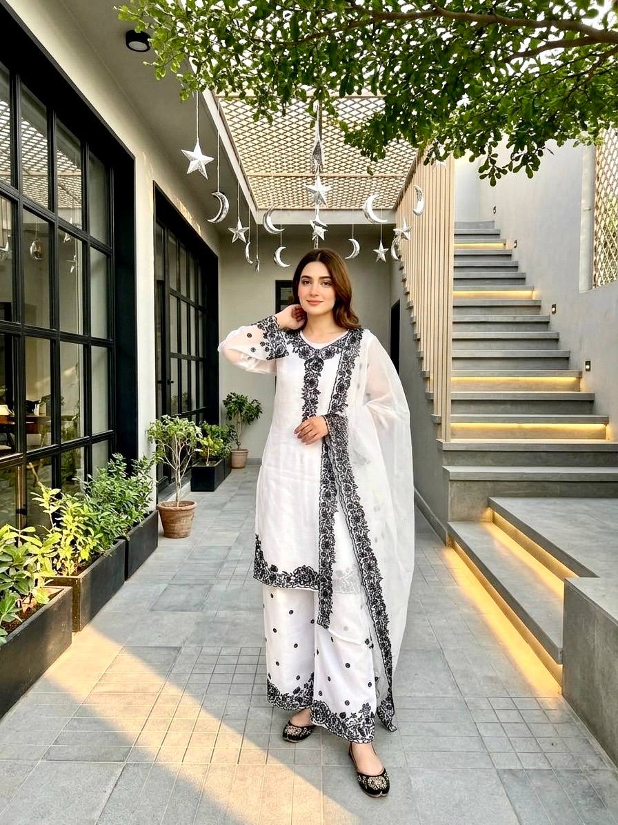 Wedding Waear White Color Heavy Mal Chanderi Palazzo Suit
