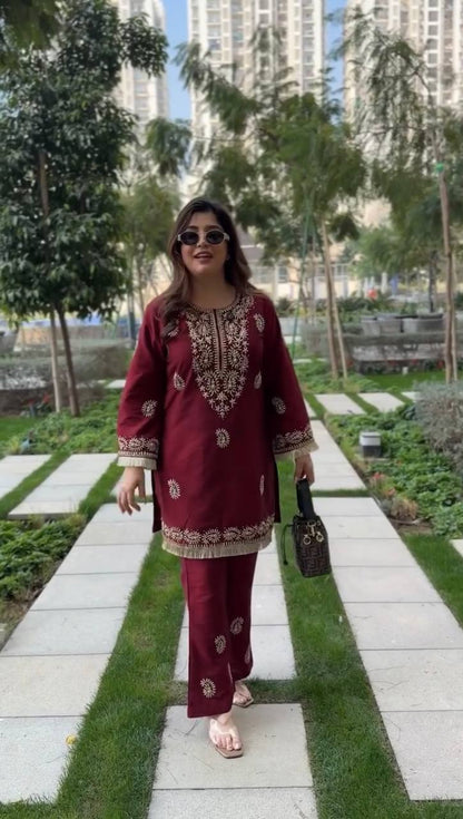 Stylish Pink Color Thread Work Rayon Kurti With Bell-Bottom Set