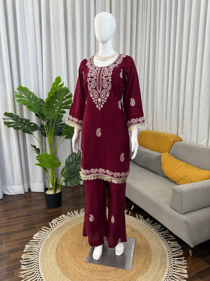Stylish Pink Color Thread Work Rayon Kurti With Bell-Bottom Set