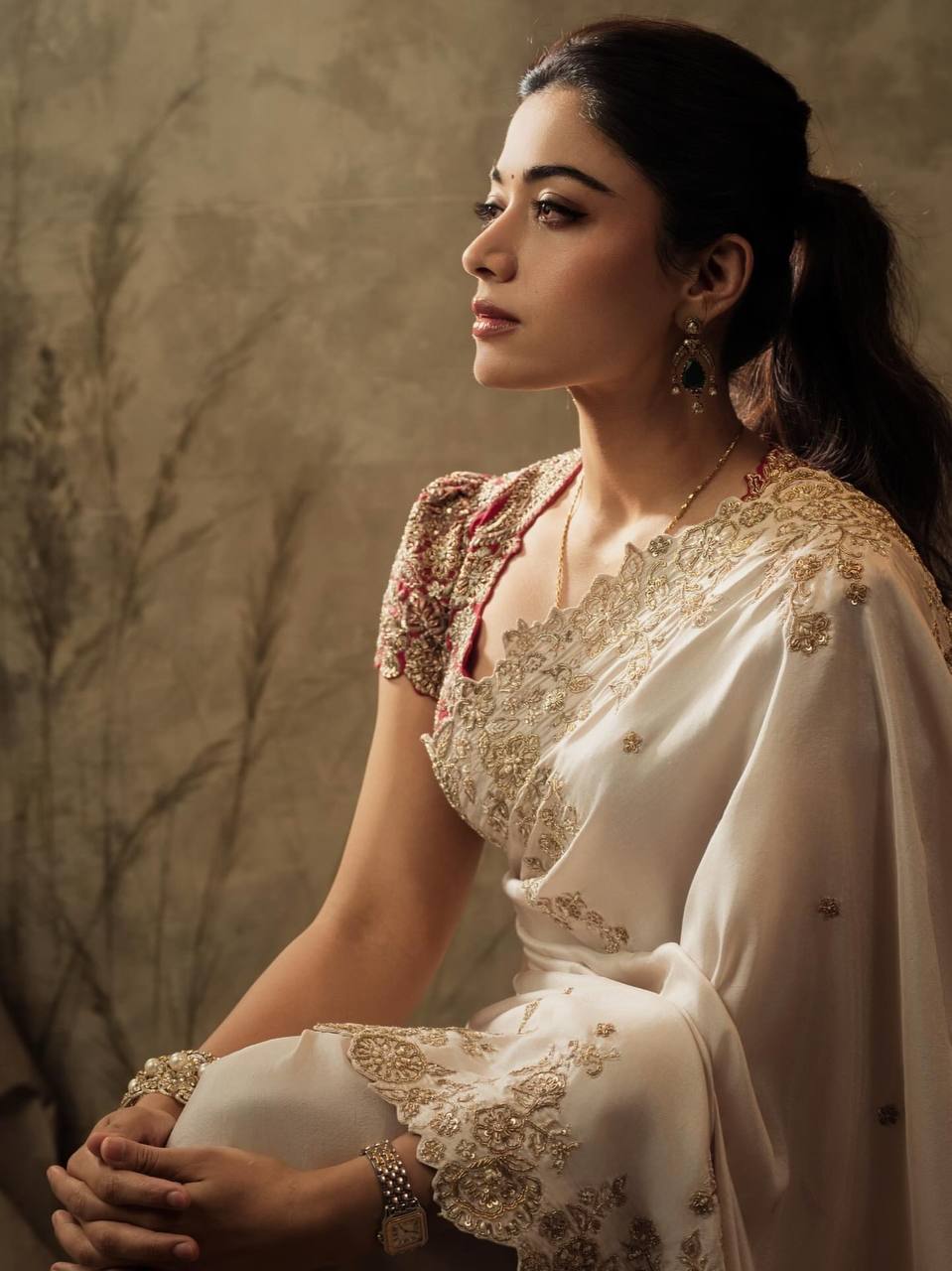 Rashmika Mandhana Wear Cream Color Soft Rangoli Silk Saree