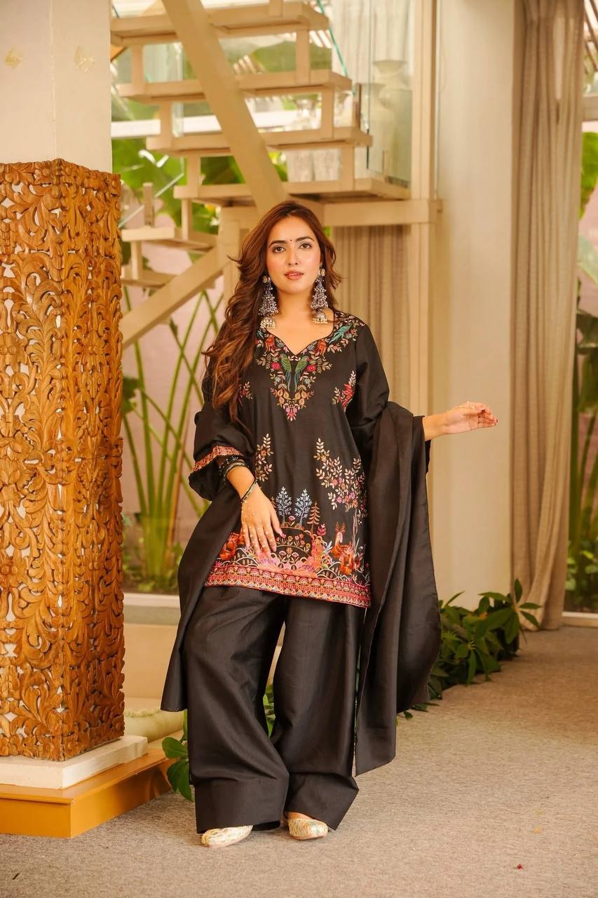 Stylish Black Color Heavy Reyon Suit With Farshi Palazzo Set