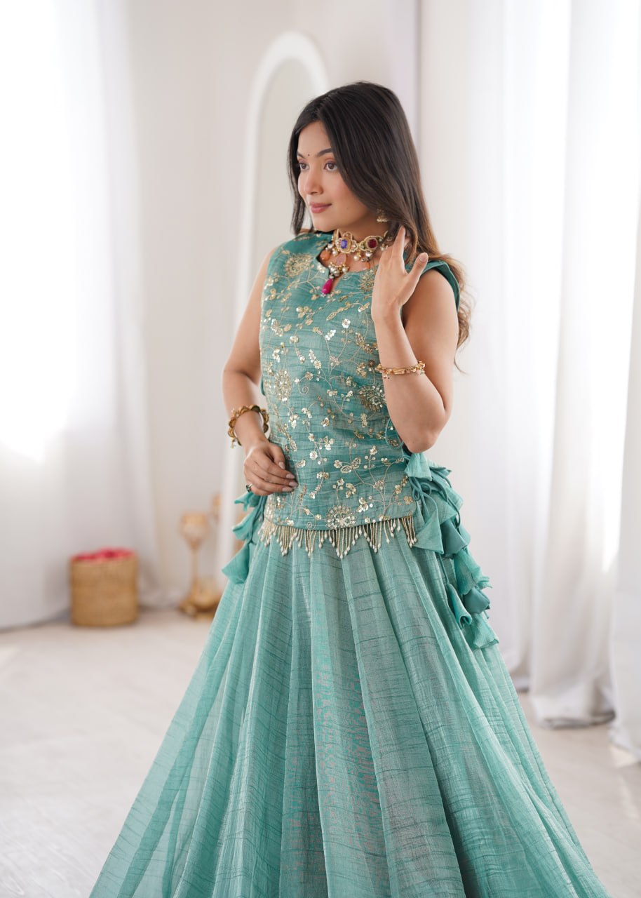 Arti Chauhan Wear Designer Salsa Crush Lehenga With Embroidered Koti Set