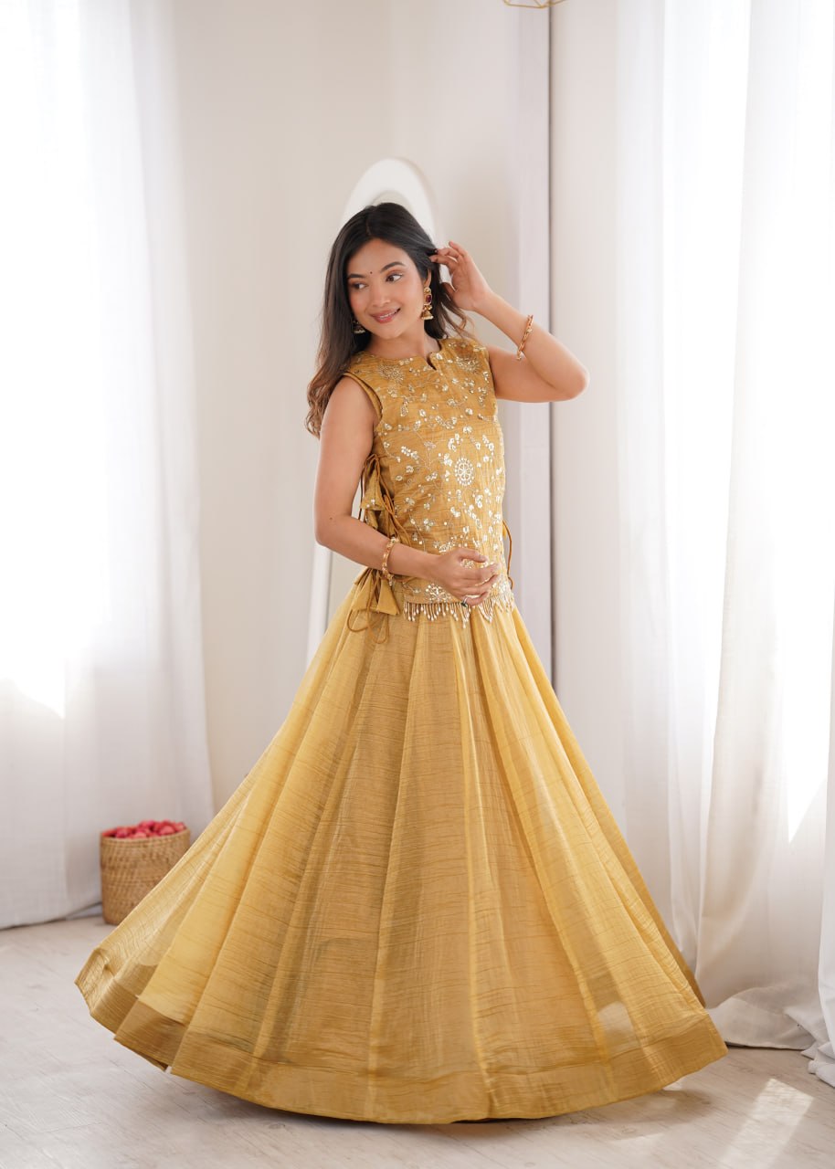 Arti Chauhan Wear Designer Salsa Crush Lehenga With Embroidered Koti Set