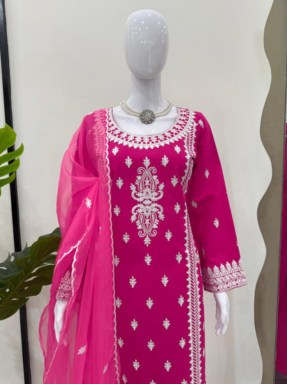 Ceremony Wear Pink Color Roman Silk Chine Stitch Silk Beautiful Salwar Suit