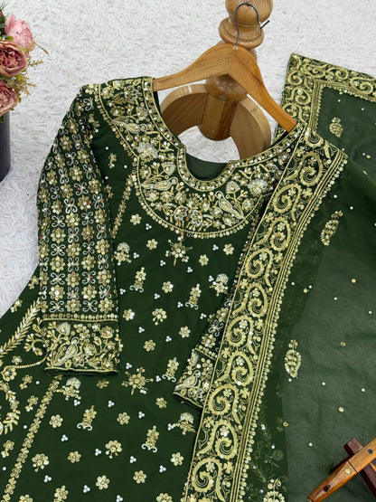 Wedding Wear Green Color Designer Pakistani Wear Kurti Pent Set