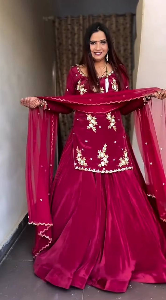 Reception Wear Dark Pink Color Natural Crepe Silk Bids Hand Work With Sequence Work Top With Lehenga