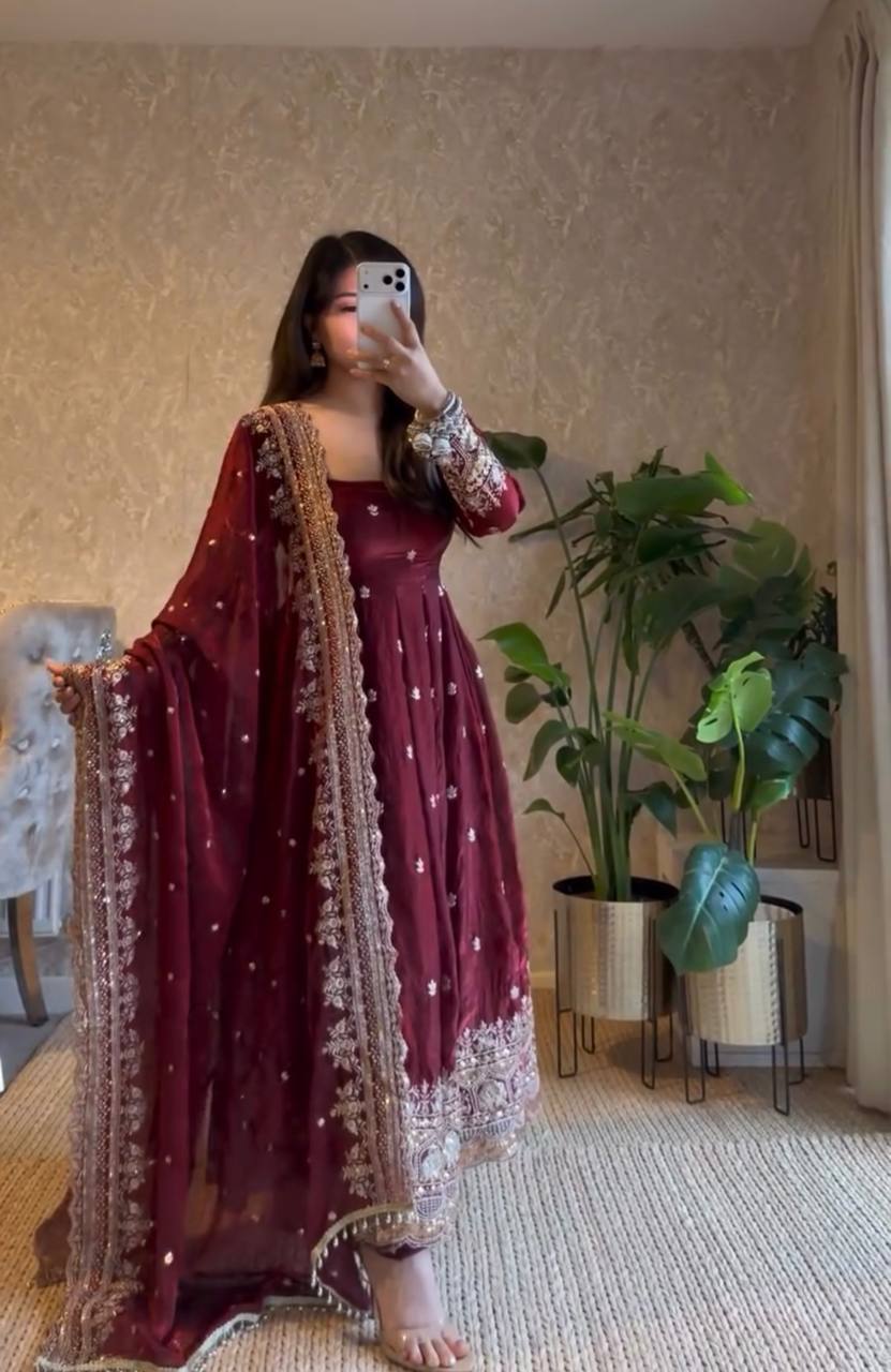 Maroon Color Georgette Fully Flared Ready to Wear Gown