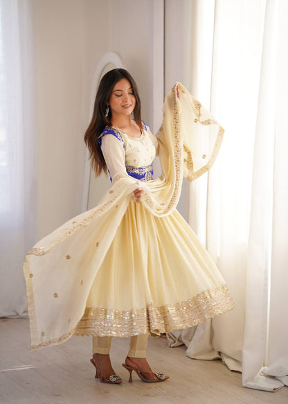Arti Chauhan Wear Cream Color Designer Anarkali Koti Set