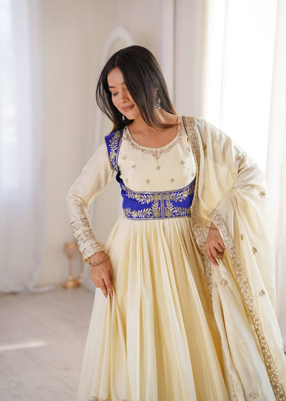 Arti Chauhan Wear Cream Color Designer Anarkali Koti Set