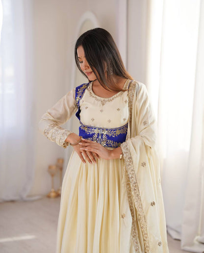 Arti Chauhan Wear Cream Color Designer Anarkali Koti Set