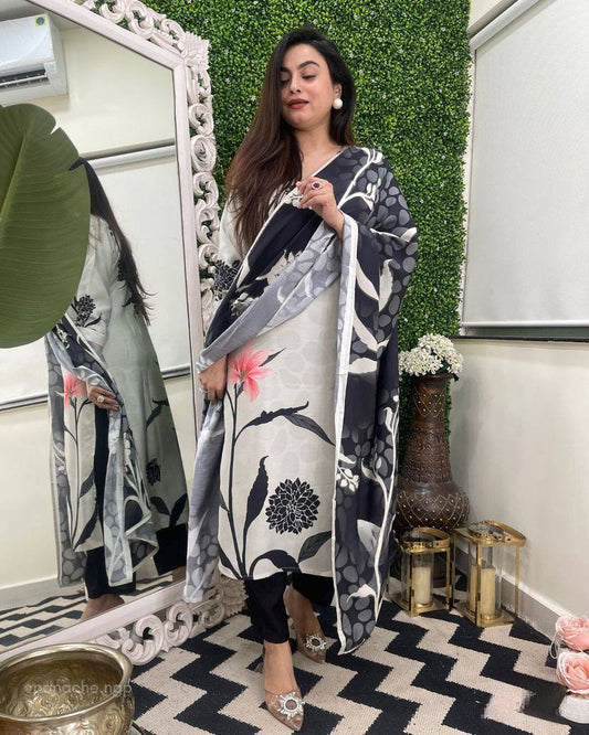 Beautifully designed that seamlessly combines tradition kurta set