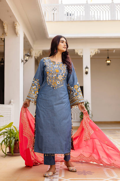 Wedding Wear Purple Color Embroidered Salwar Suit