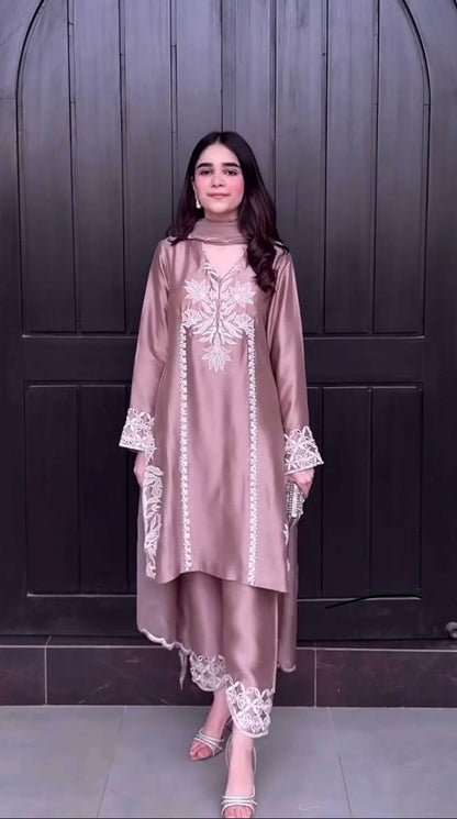 Peach Color Crepe Silk Embroidered Top–Pant With Organza Dupatta Set