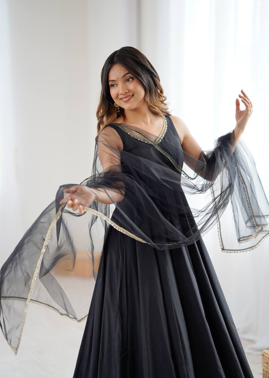 Marriage Wear Black Color Fully Flair 3 Piece Anarkali Gown
