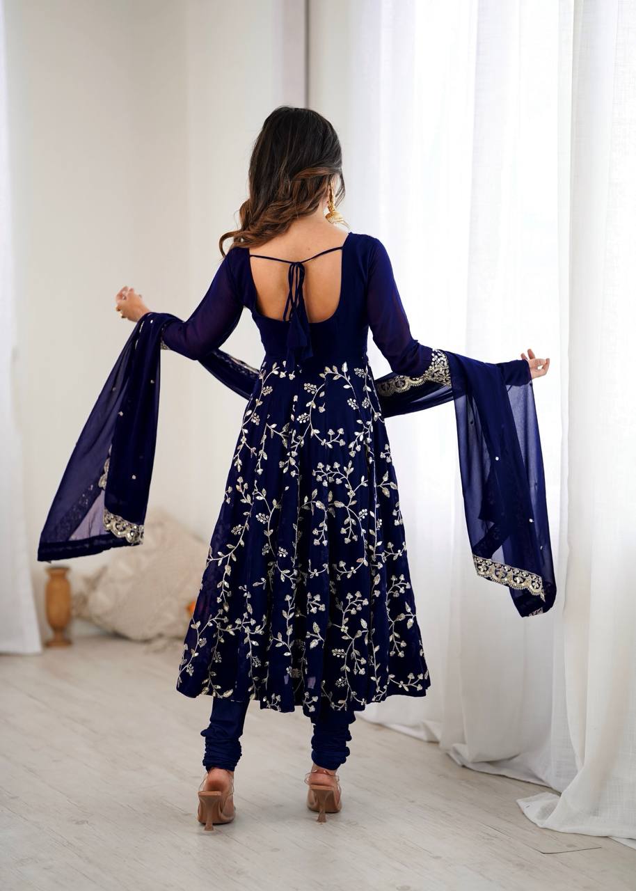 Arti Chahan Wear Navy Color Embroidery Work Anarkali Suit